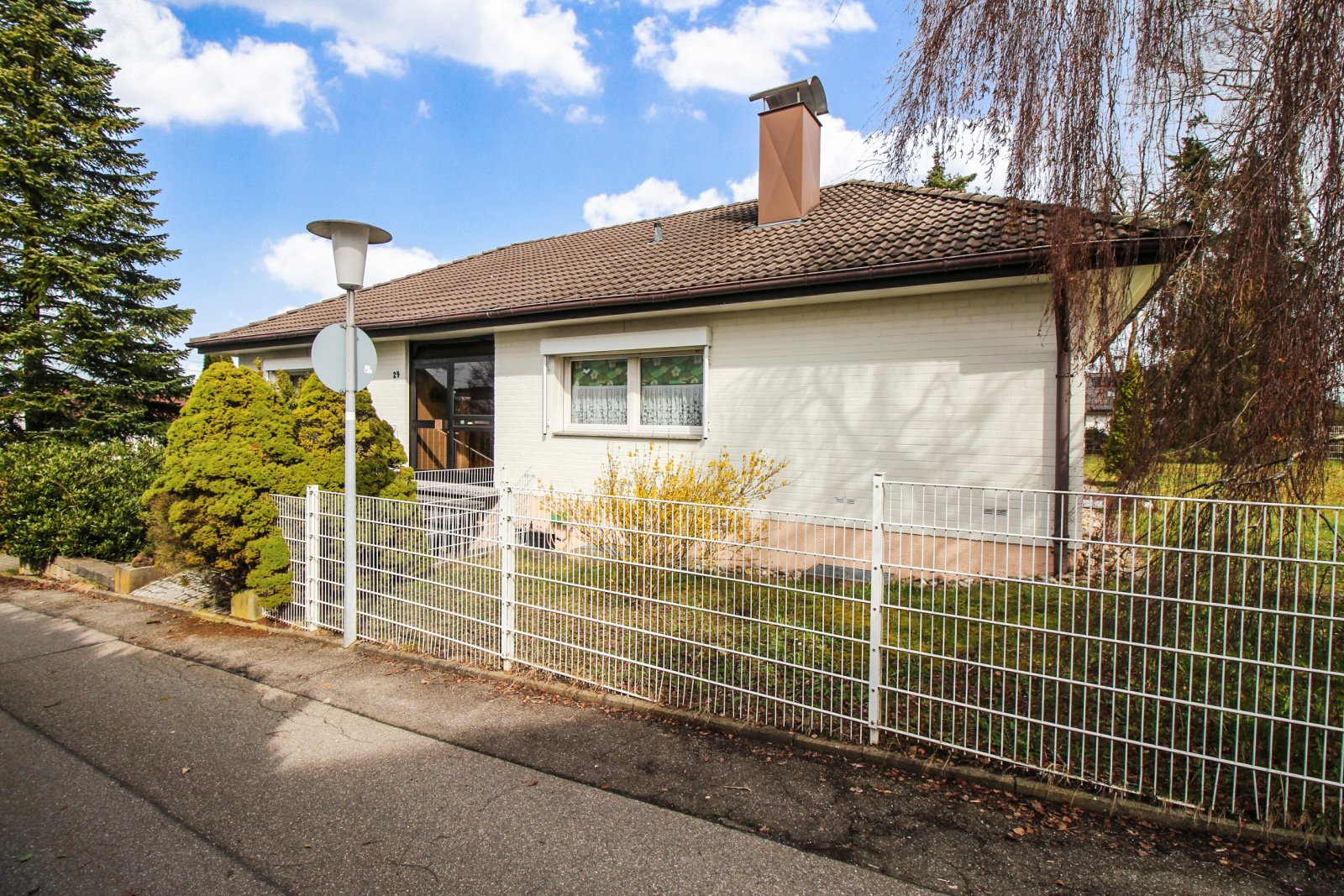Traumhafter Bungalow mit großem Garten in ruhiger Lage Zimmerns!