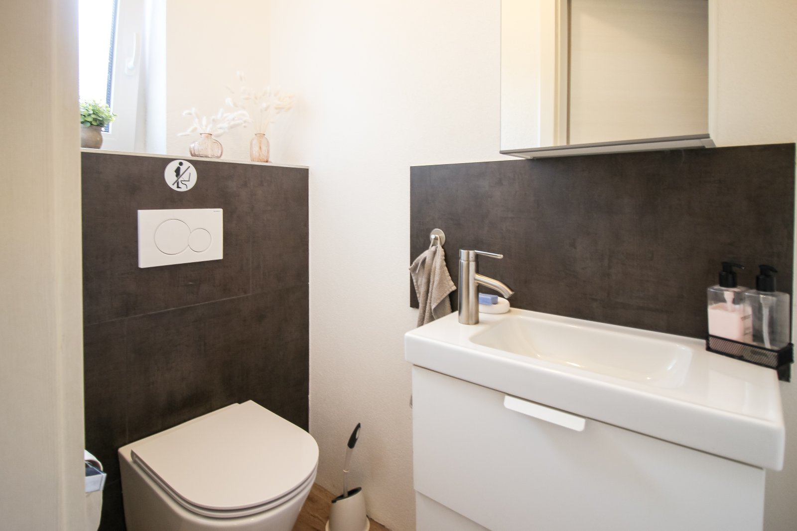 Modernisiertes Reihenmittelhaus in Bestlage in Zimmern!