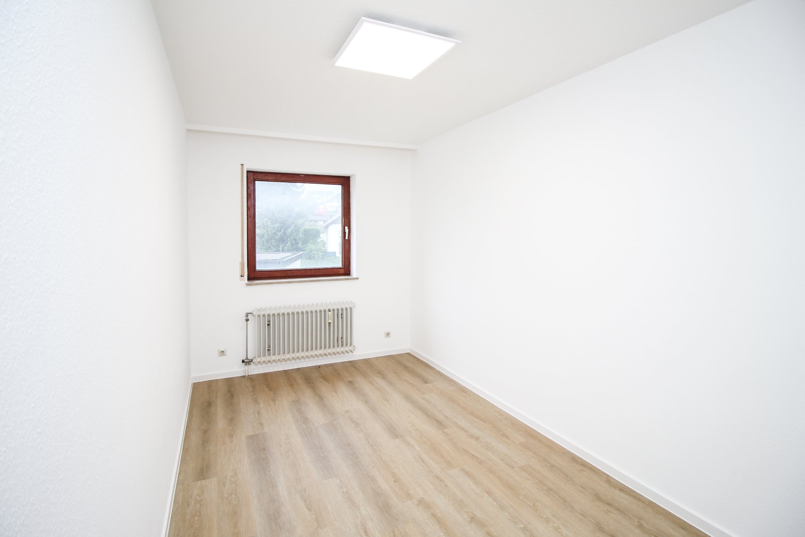 Renovierte 3-Zimmer-Wohnung mit Garage in Niedereschach!