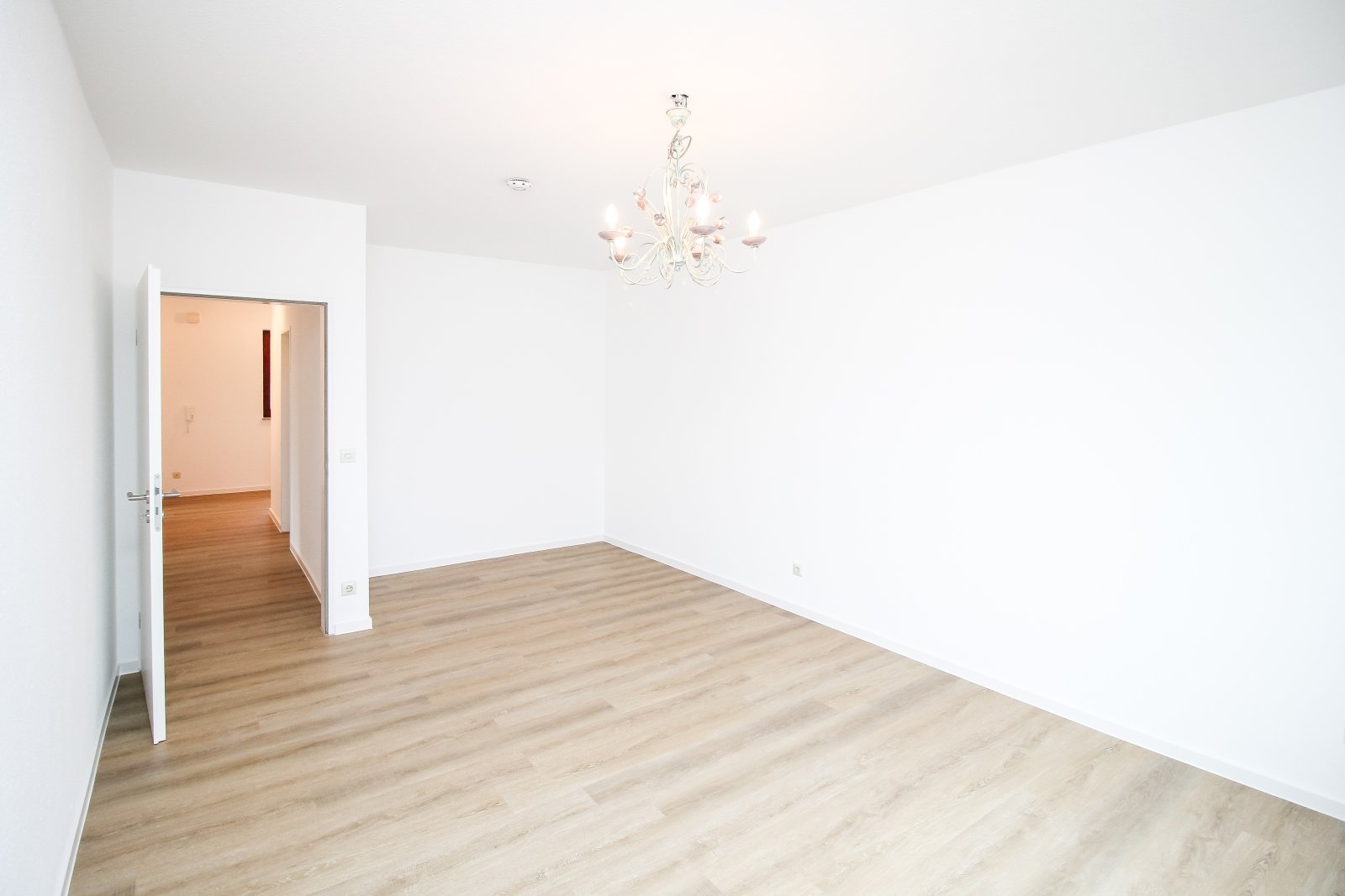 Renovierte 3-Zimmer-Wohnung mit Garage in Niedereschach!