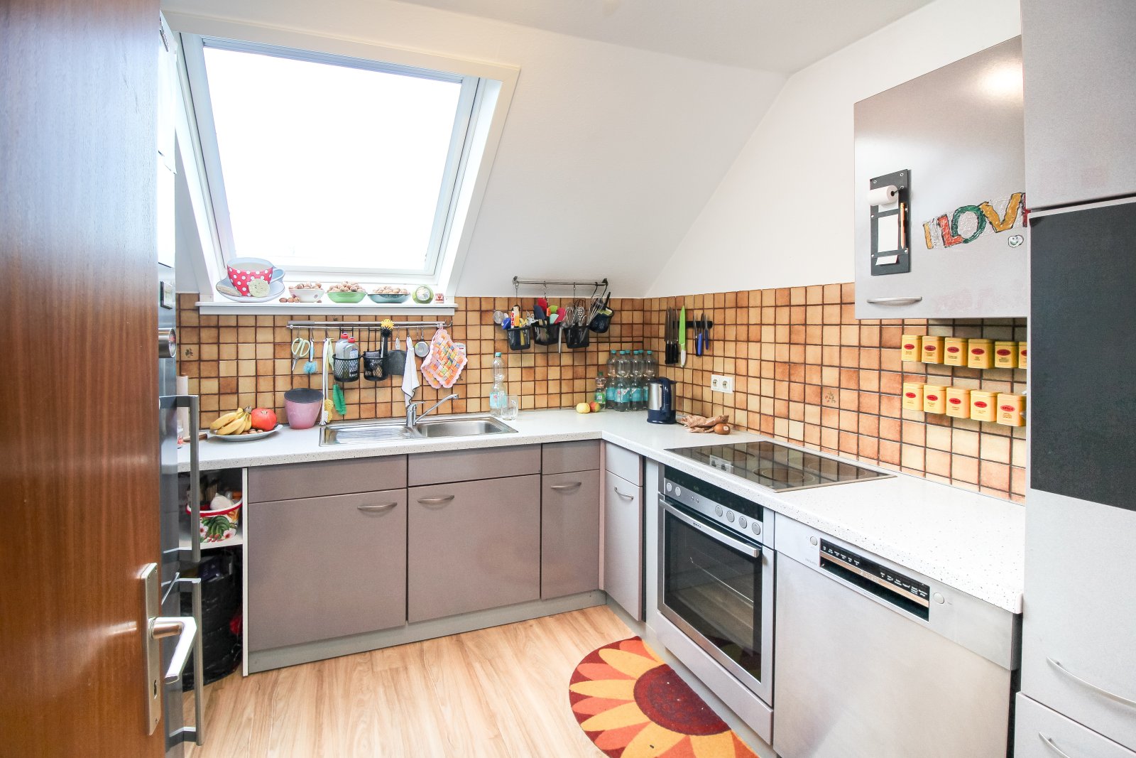 Gemütliche 4,5-Zimmer-Wohnung in Zimmern mit Garage!