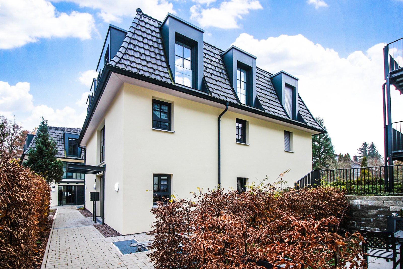 Moderne 2-Zimmer-Wohnung in Königsfeld mit TG-Stellplatz!