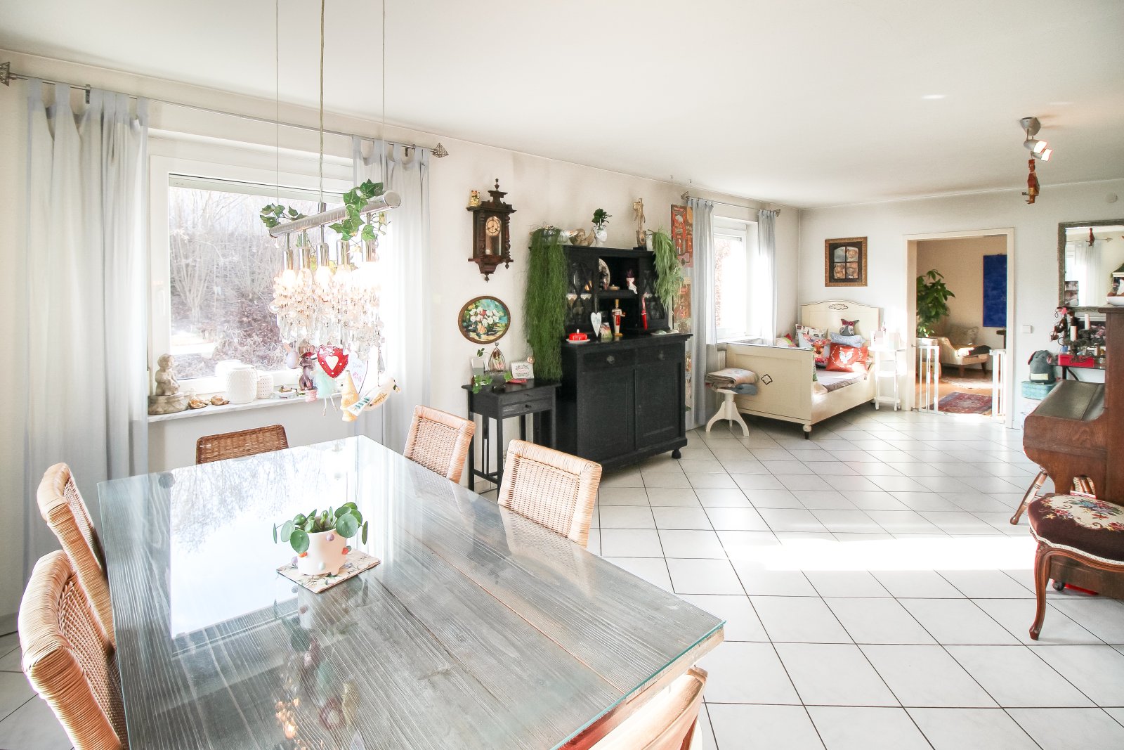 Ein-/Zweifamilienhaus mit Garten in Rottweil-Bühlingen!