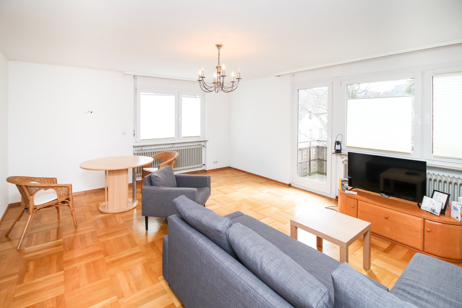 Schöne 3-Zimmer-Wohnung mit Balkon und Dachterrasse in Schramberg