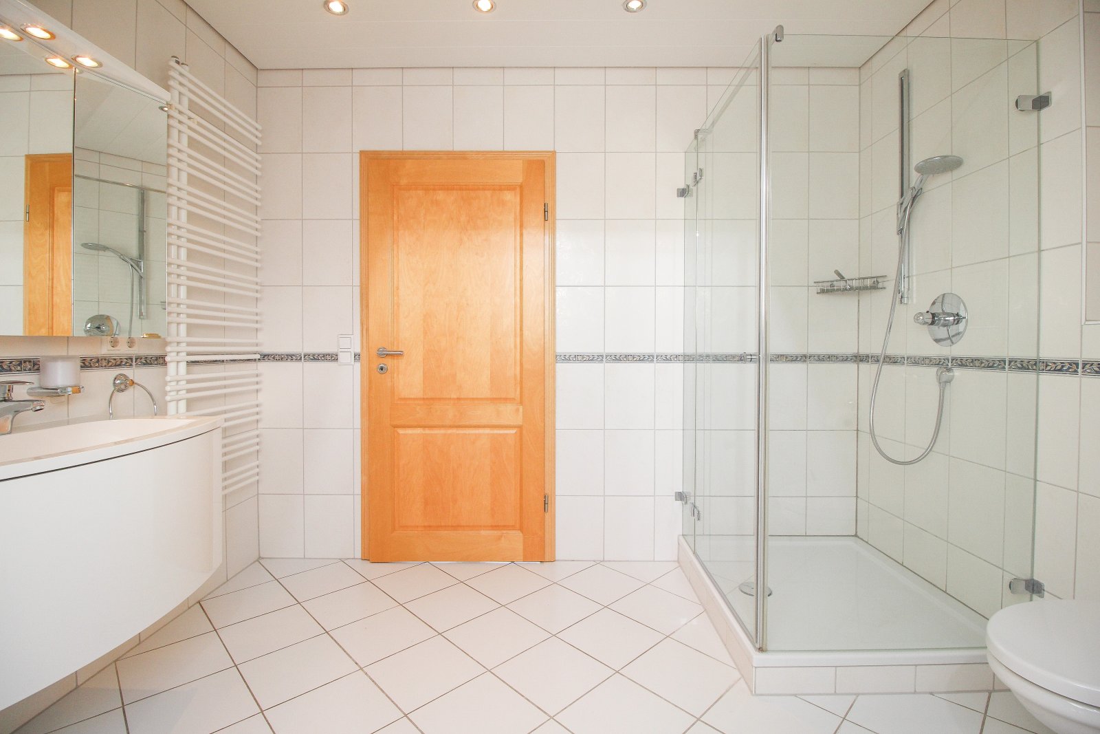 Wunderschöne Dachwohnung mit zwei Dachterrassen & Garage in Niedereschach