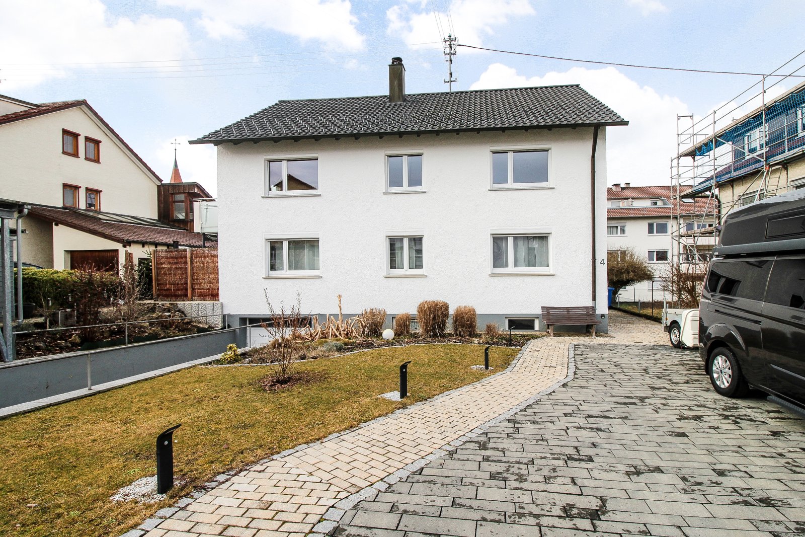 Lichtdurchflutete 4-Zimmer-Wohnung mit Balkon in Rottweil 