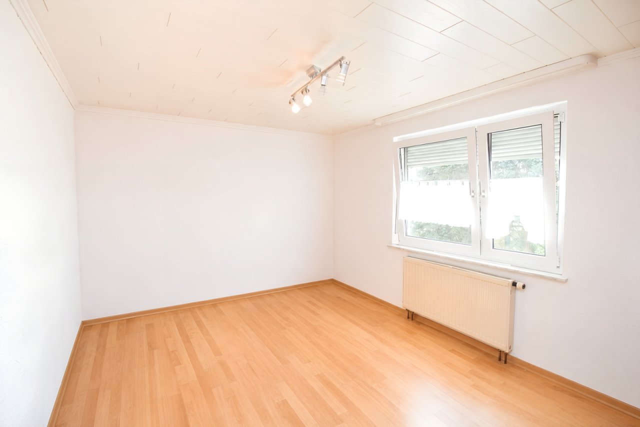 Esszimmer (virtuell ausgeräumt) Esszimmer (virtuell ausgeräumt)